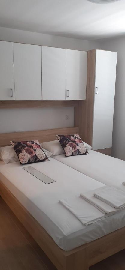 Rooms By The Sea Sladjenovici, Dubrovnik - 2161 Slano Ngoại thất bức ảnh